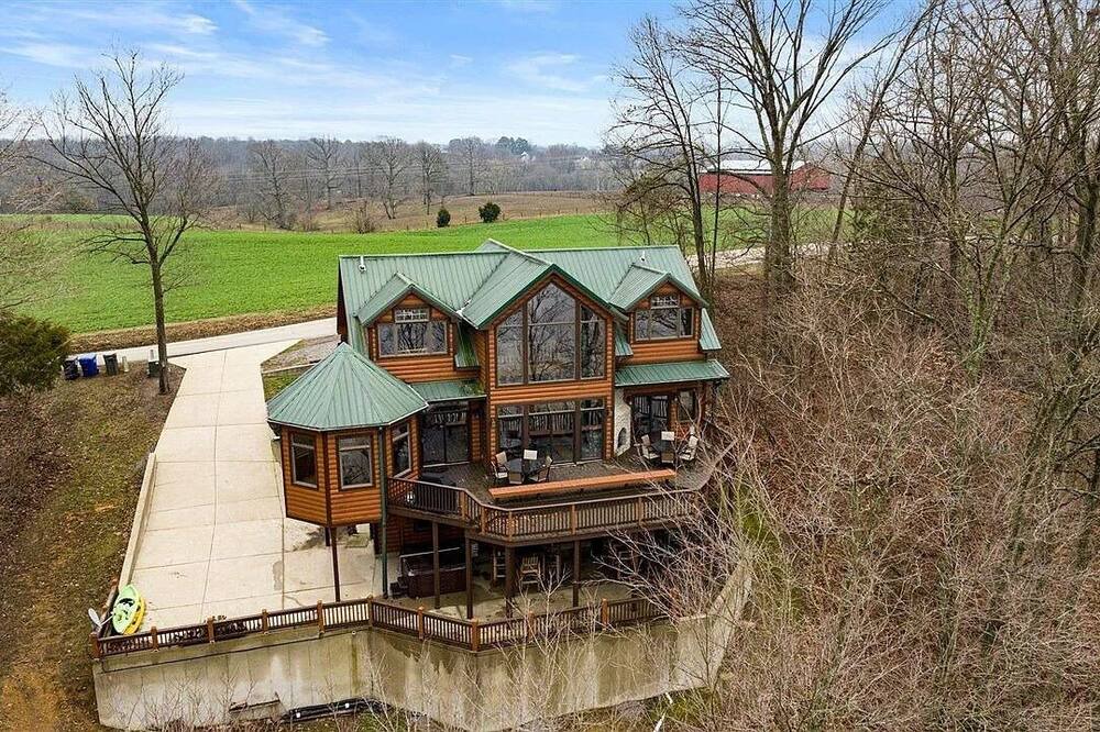 Photo of Outdoor in Scottsville