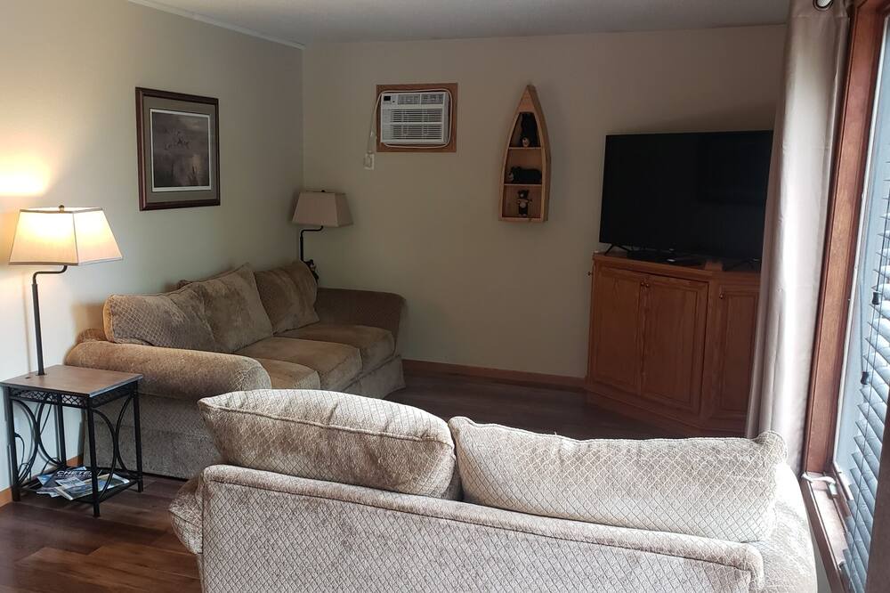 Photo of Livingroom in Chetek