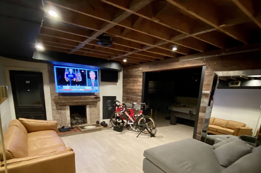 Photo of Livingroom in White Bluff