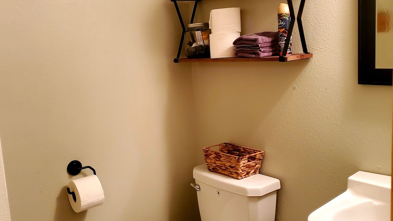 Photo of Bathroom in Holiday Island