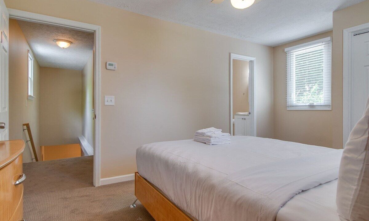 Photo of Bedroom in Greenwood