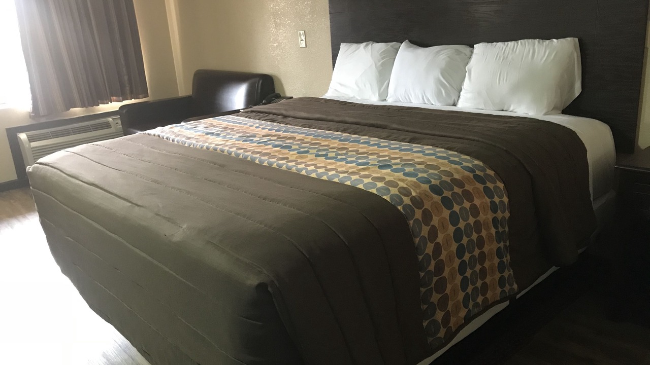 Photo of Bedroom in Ellendale