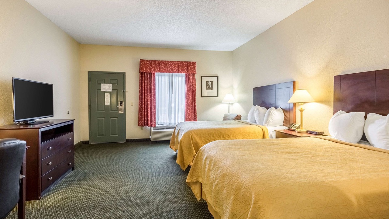 Photo of Bedroom in Heber Springs