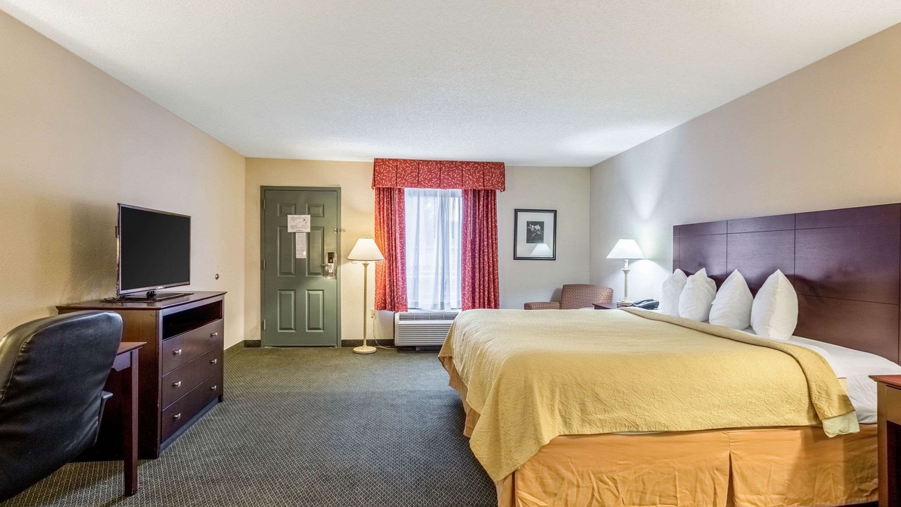 Photo of Bedroom in Heber Springs