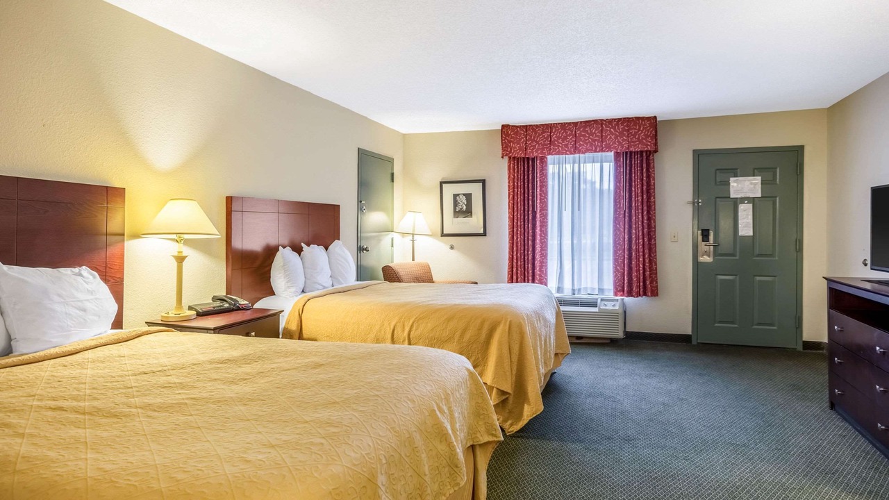 Photo of Bedroom in Heber Springs