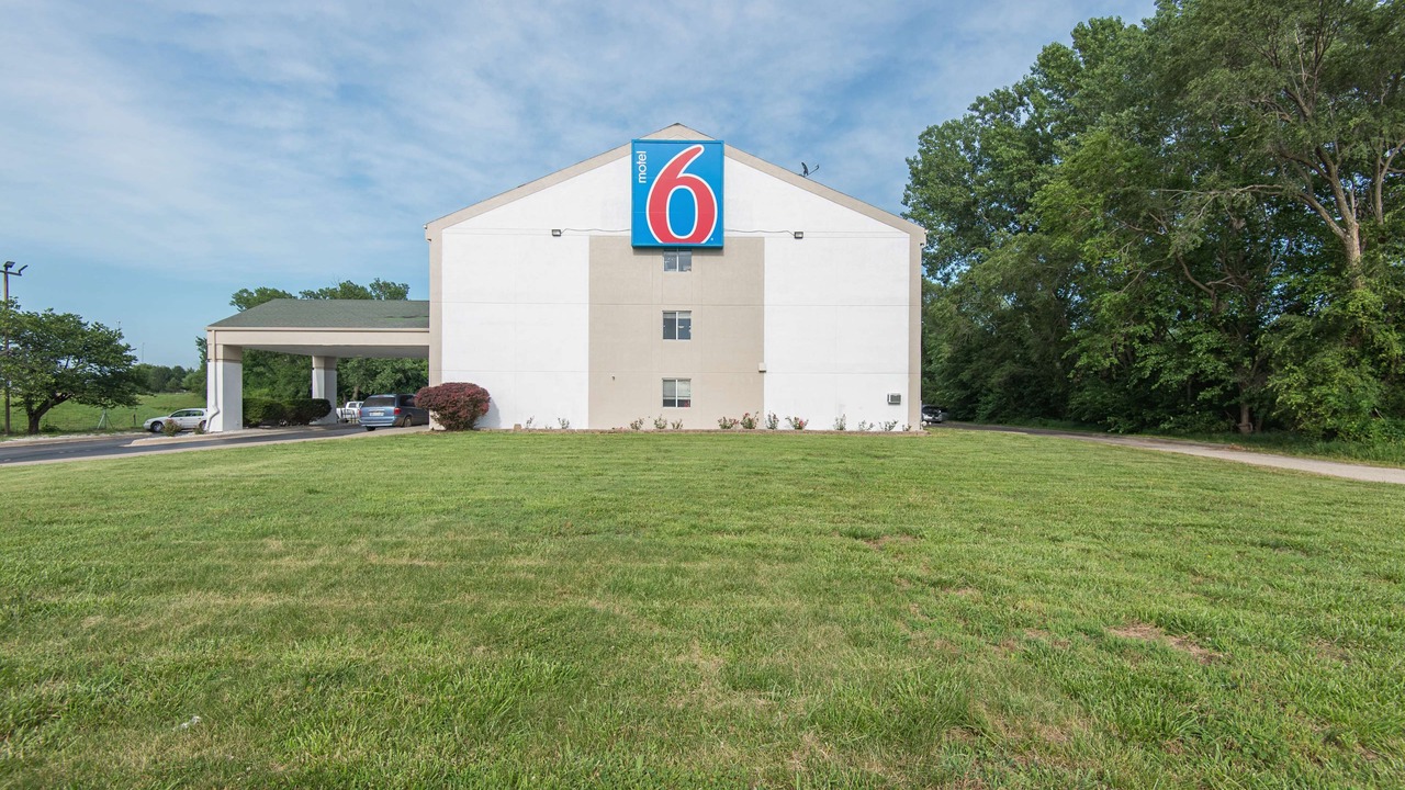 Photo of Outdoor in Lawrence