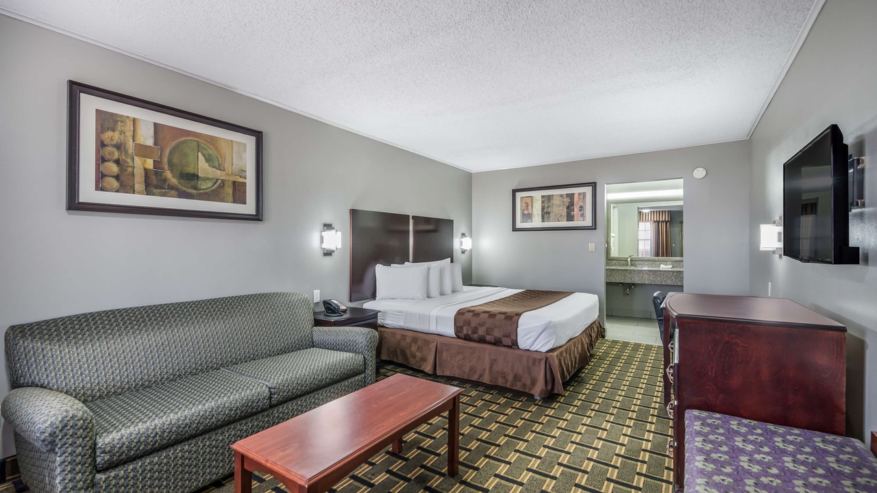 Photo of Bedroom in Caddo Valley