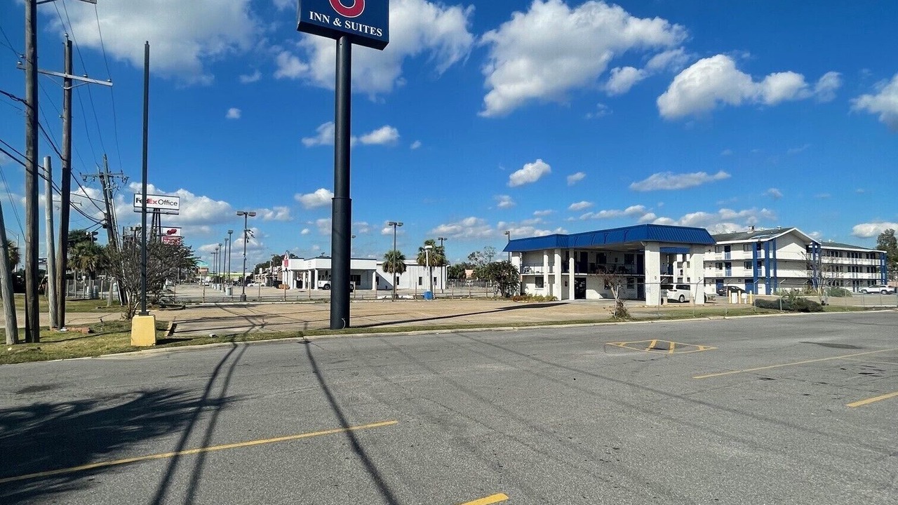 Photo of Outdoor in Broadmoor