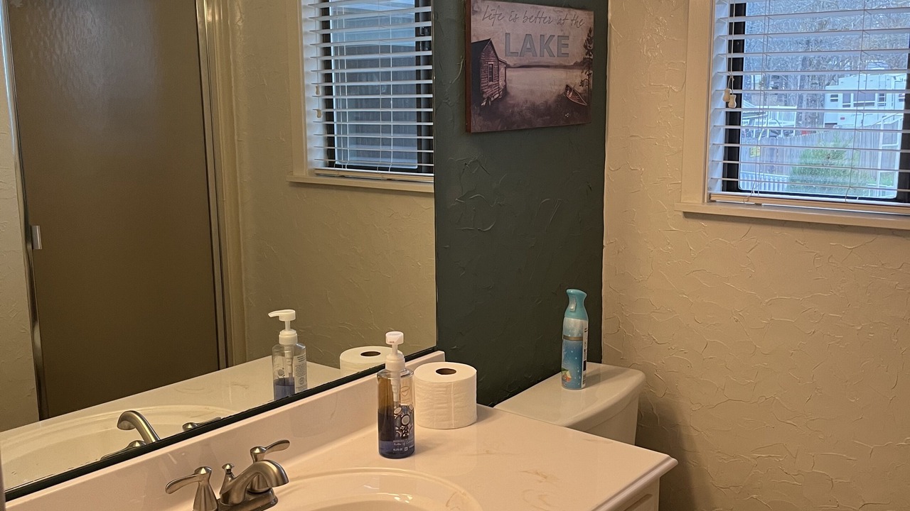 Photo of Bathroom in Tumbling Shoals
