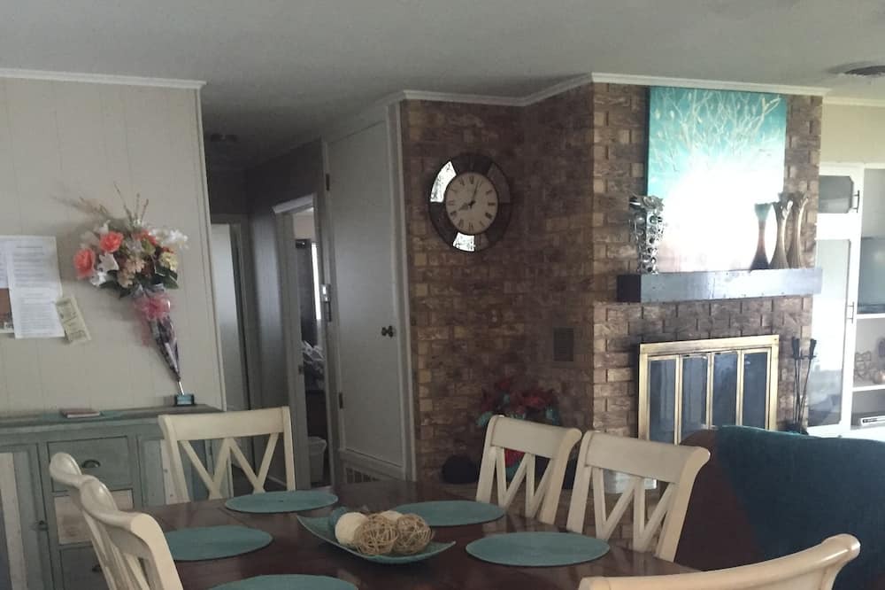 Photo of Kitchen in Avinger