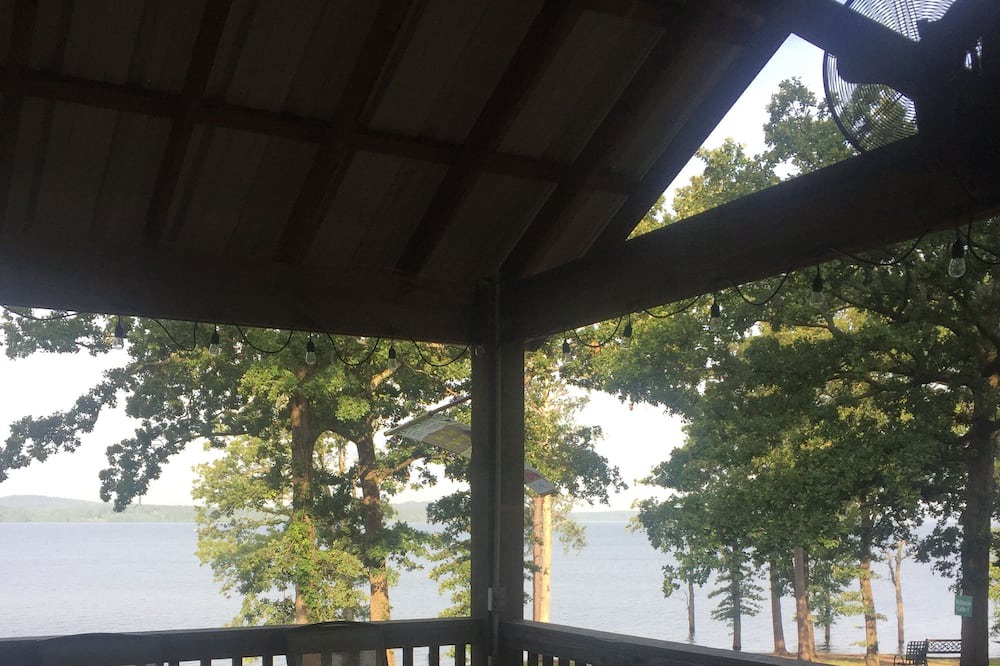 Photo of Patio Balcony in Avinger