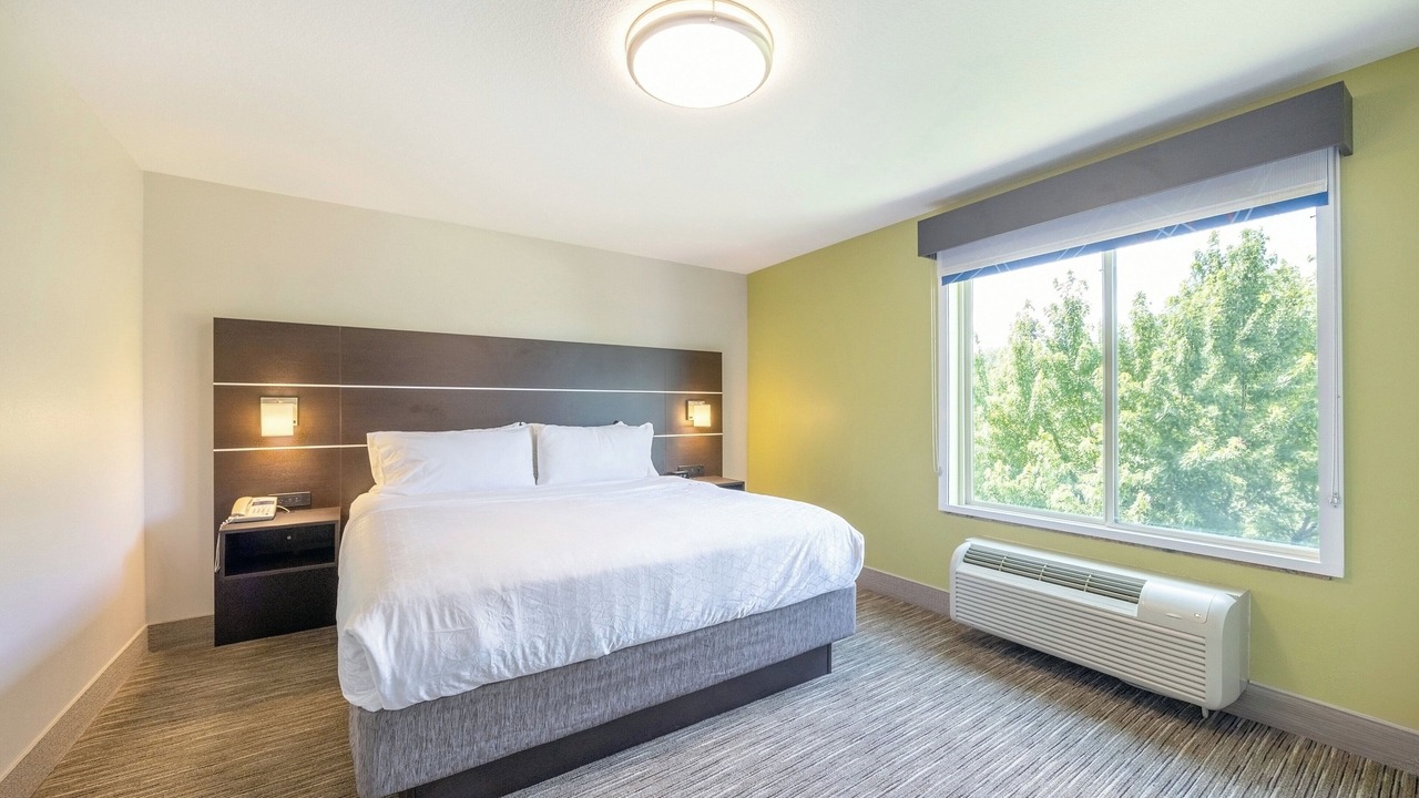 Photo of Bedroom in Winona