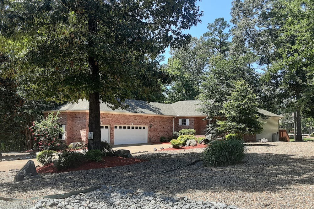 Photo of Outdoor in Hot Springs Village