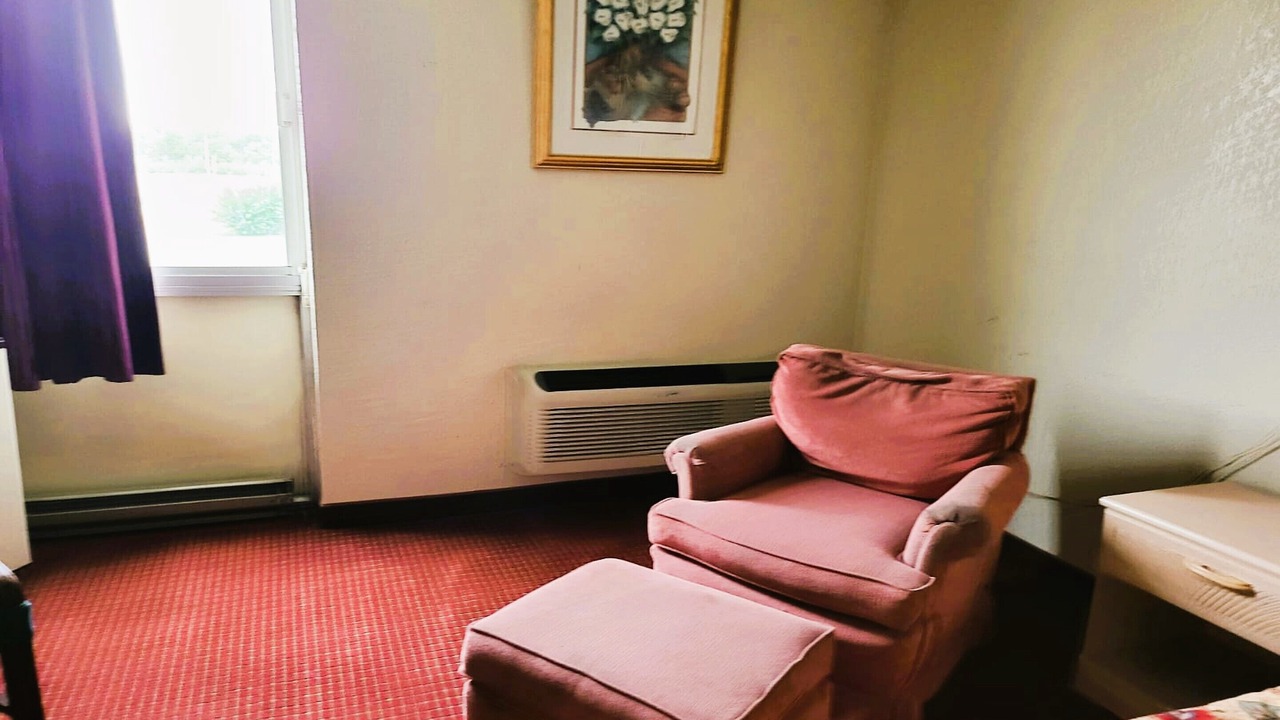 Photo of Bedroom in Junction City