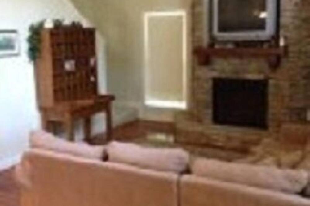 Photo of Livingroom in Counce
