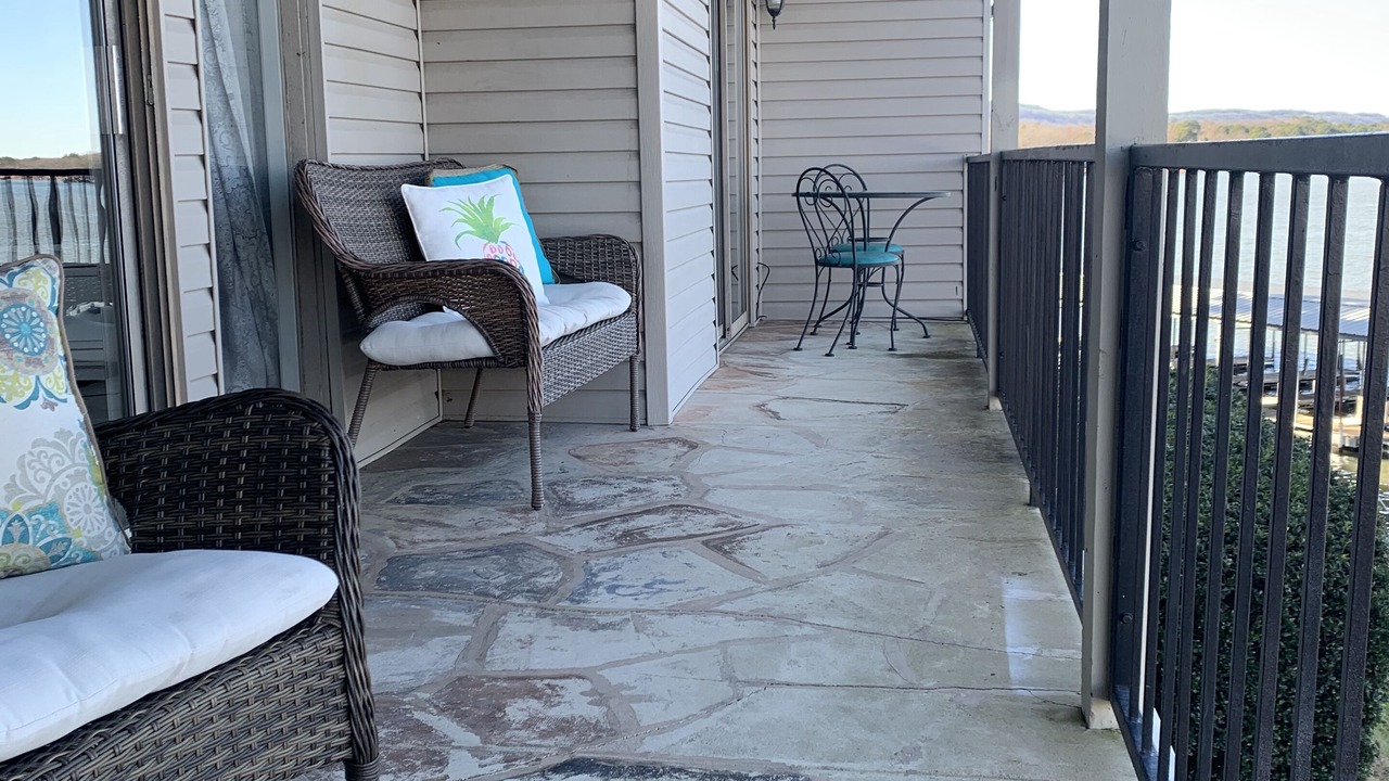 Photo of Patio Balcony in Lake Hamilton