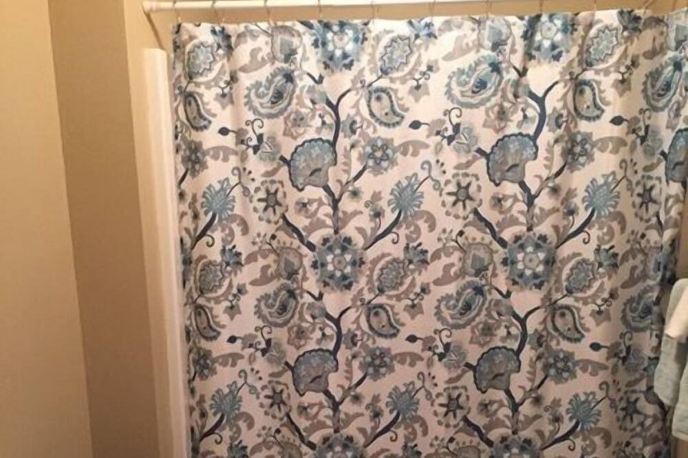 Photo of Bathroom in Oxford