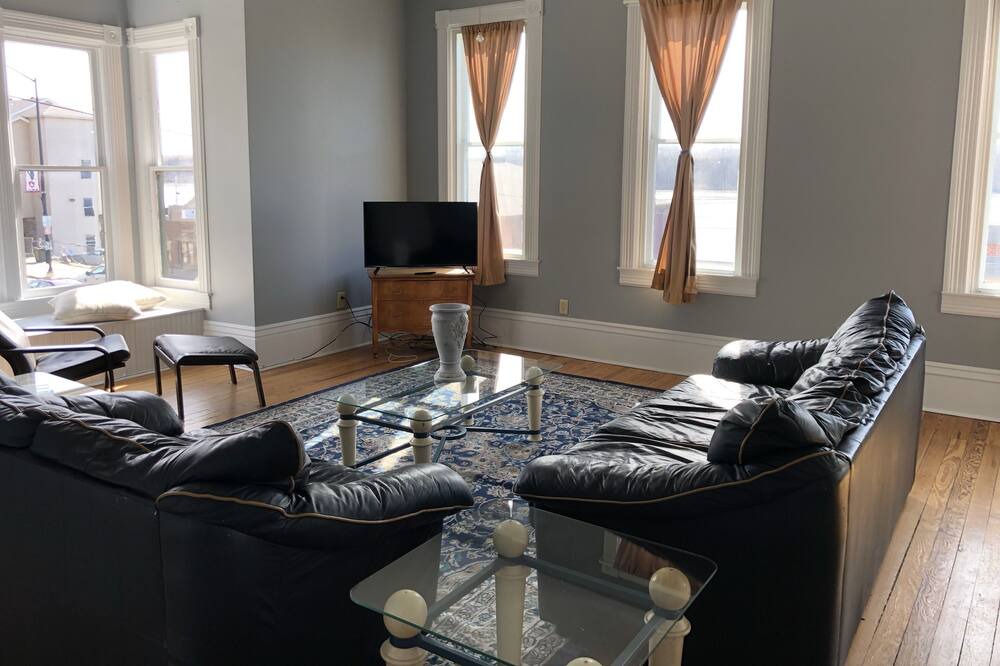 Photo of Bedroom in Alma