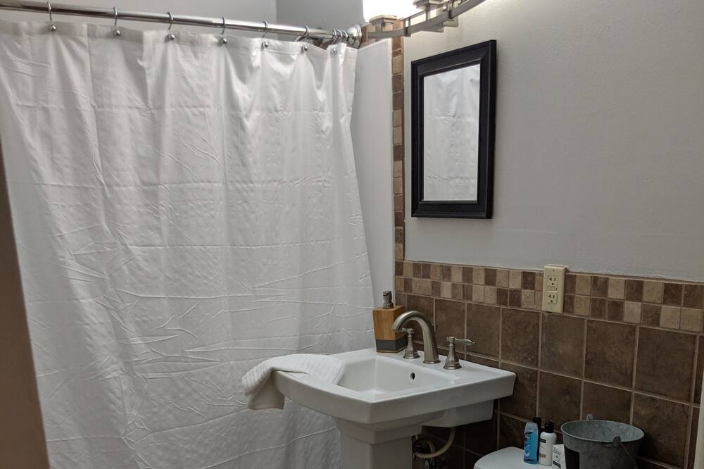 Photo of Bathroom in Capital View