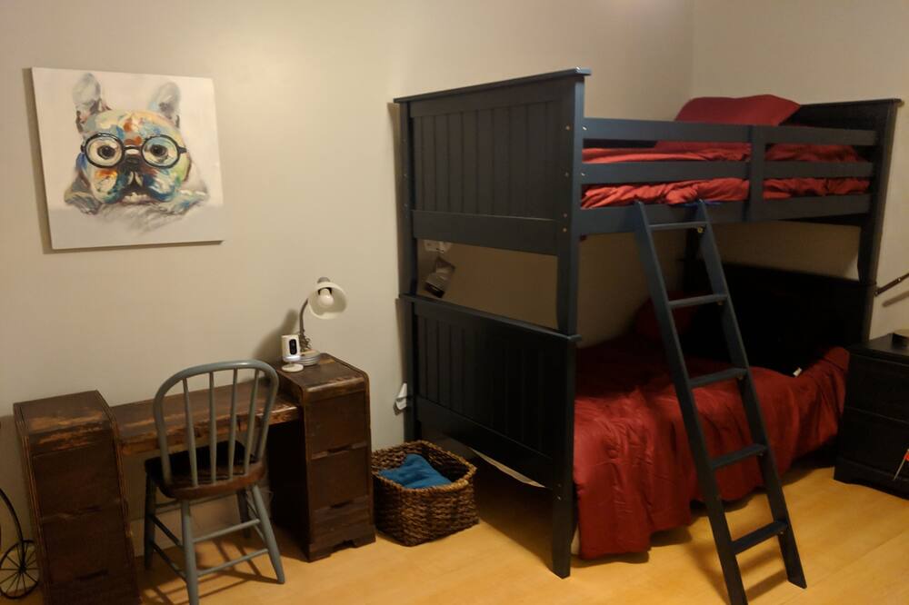 Photo of Bedroom in Capital View