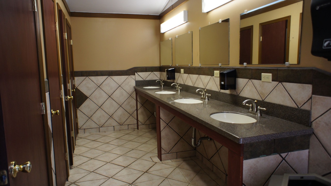 Photo of Bathroom in Hatteras