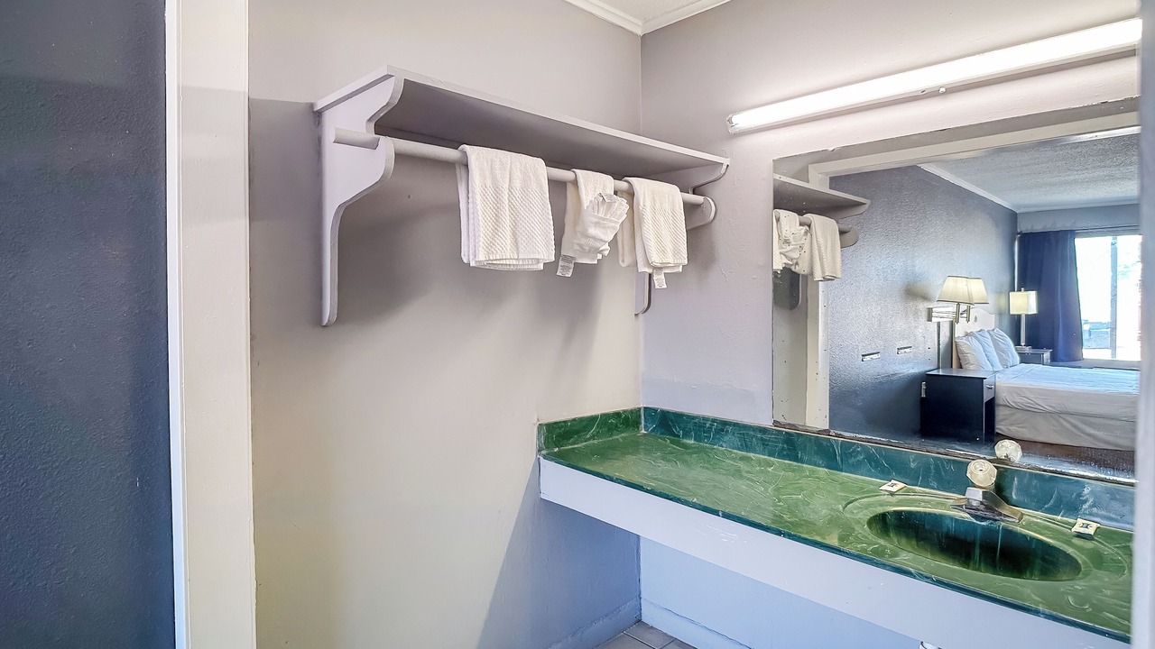 Photo of Bathroom in Forrest City