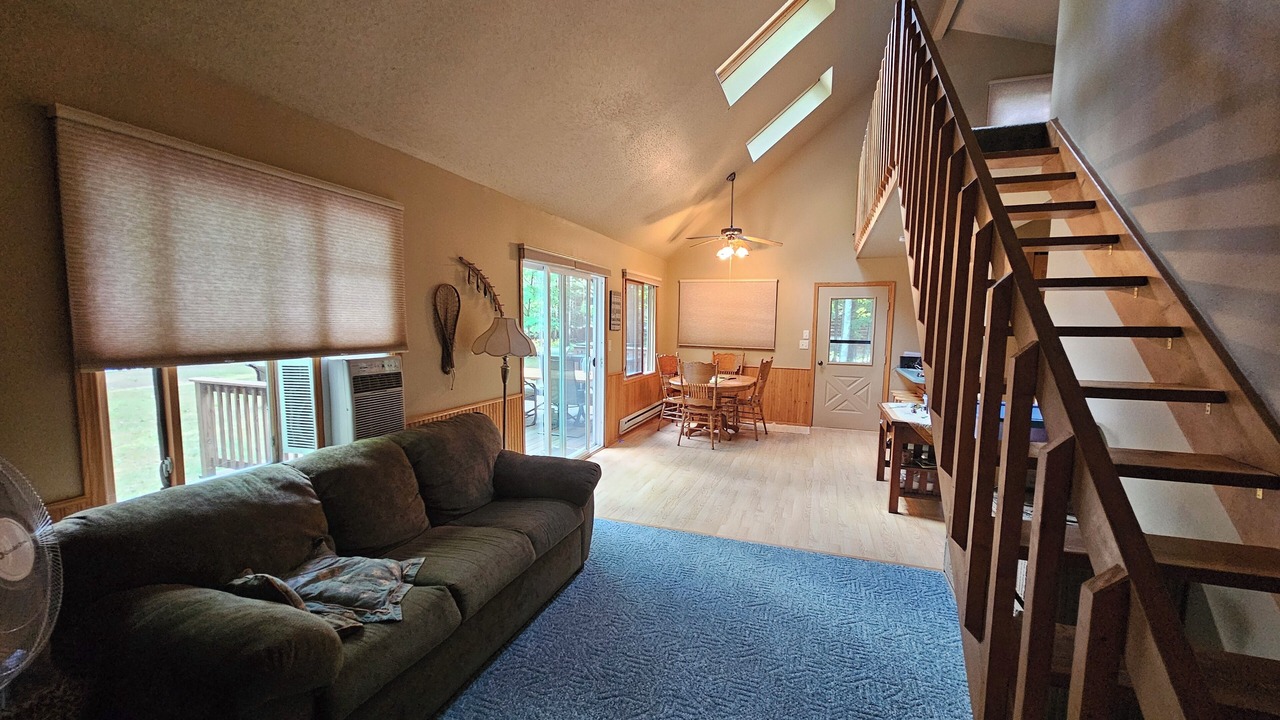 Photo of Livingroom in Holcombe