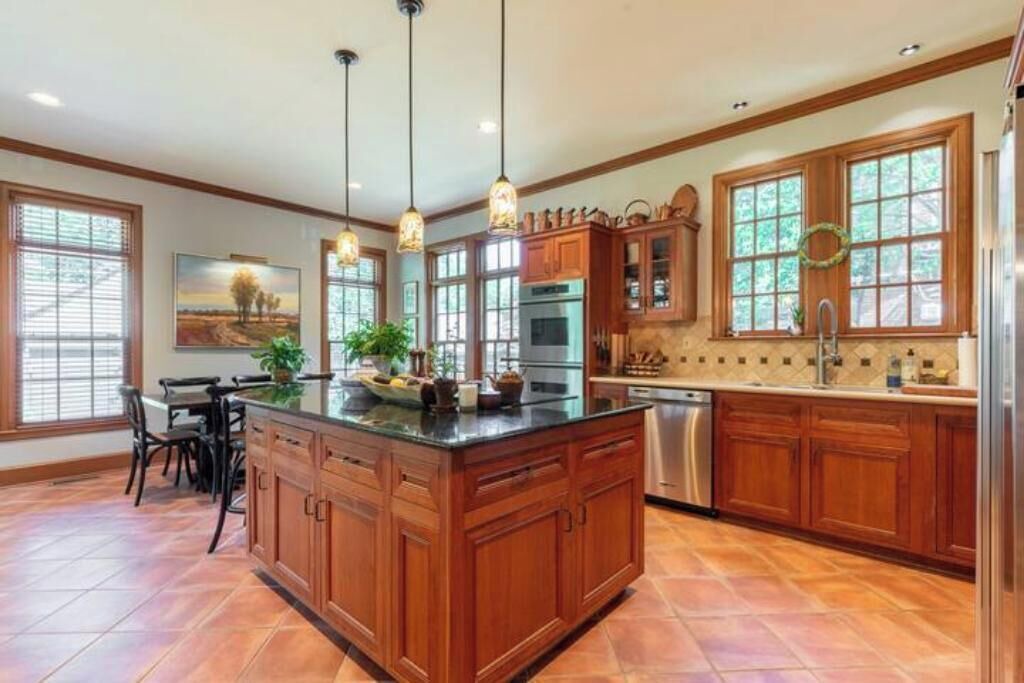 Photo of Kitchen in Central Gardens
