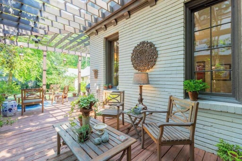 Photo of Patio Balcony in Central Gardens
