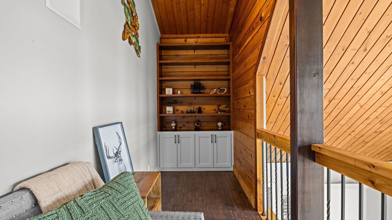 Photo of Livingroom in Garfield