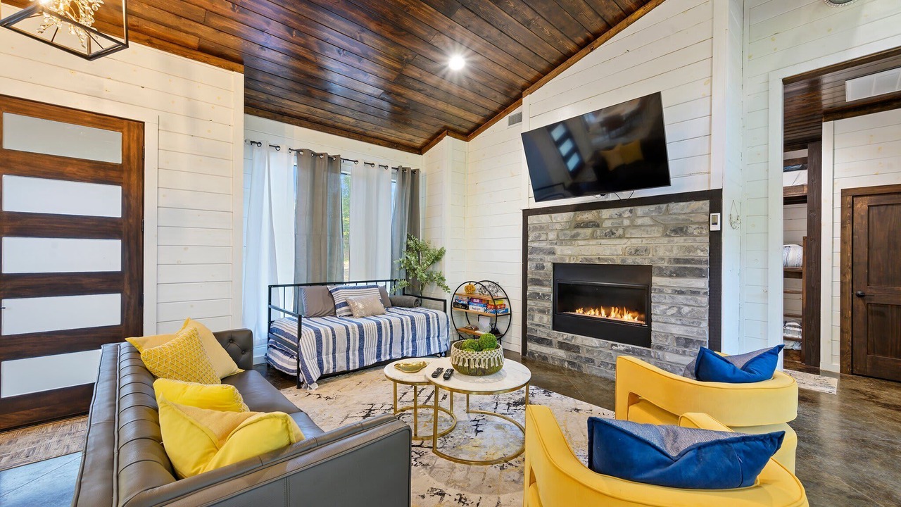 Photo of Livingroom in Pickens