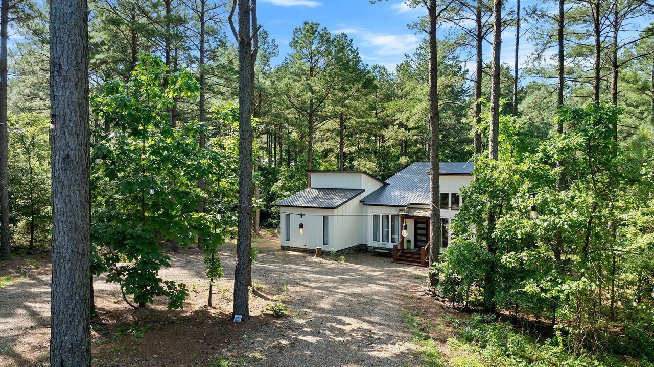 Photo of Outdoor in Pickens