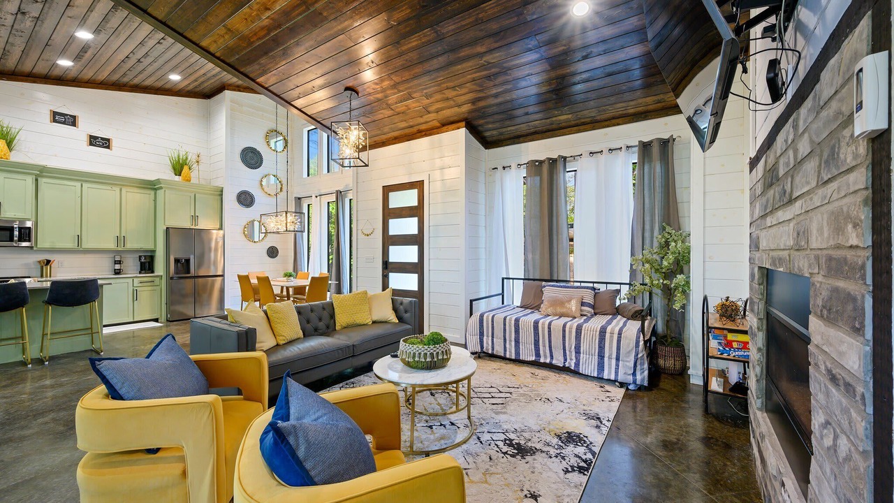 Photo of Livingroom in Pickens