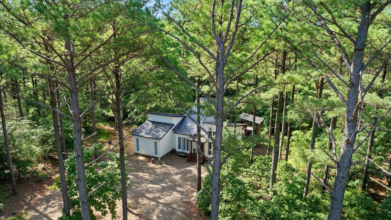 Photo of Outdoor in Pickens