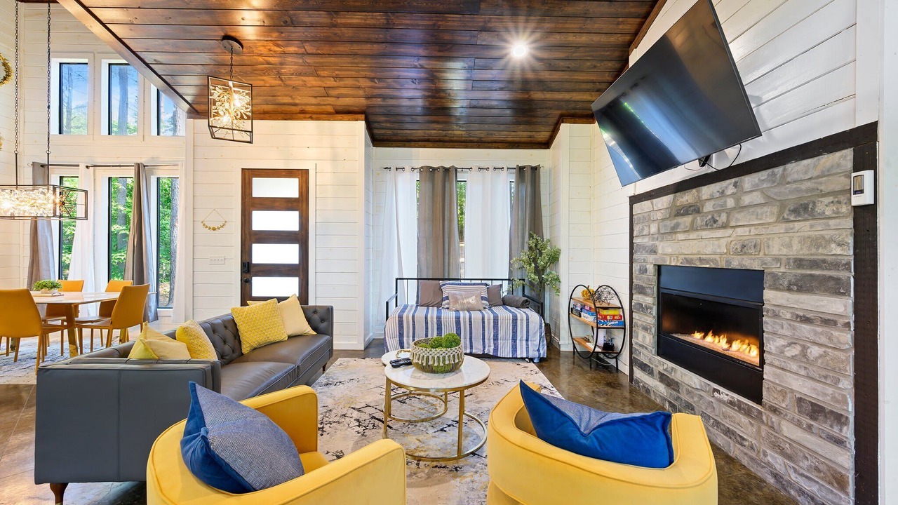 Photo of Livingroom in Pickens