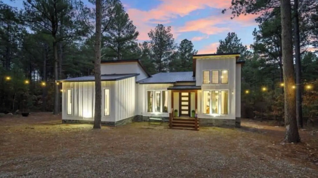Photo of Outdoor in Pickens