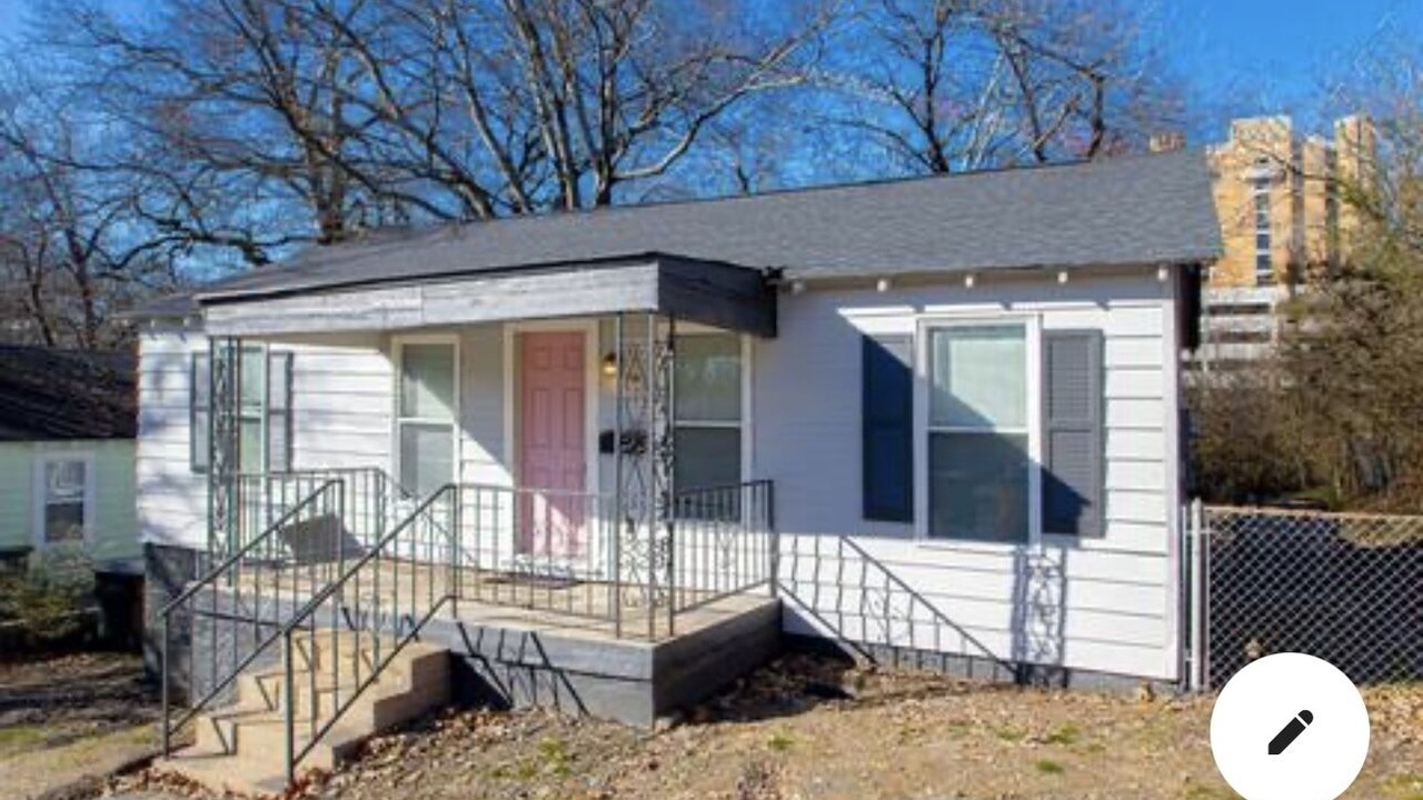 Photo of Outdoor in Capital View