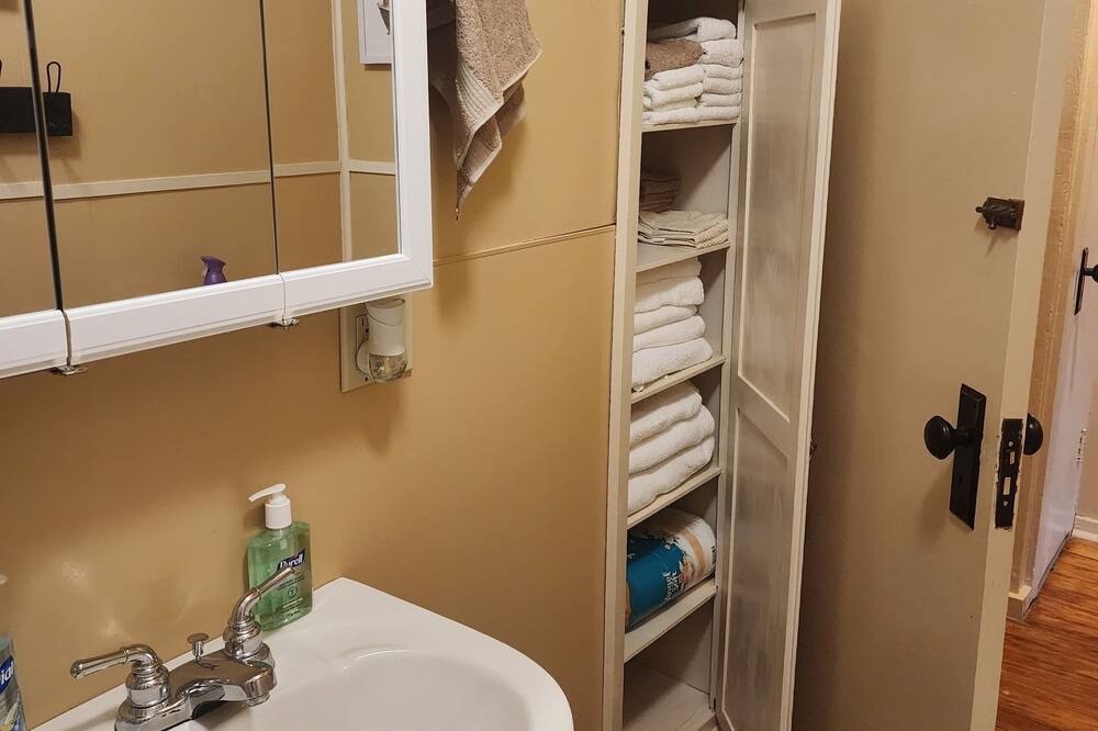 Photo of Bathroom in Crocker