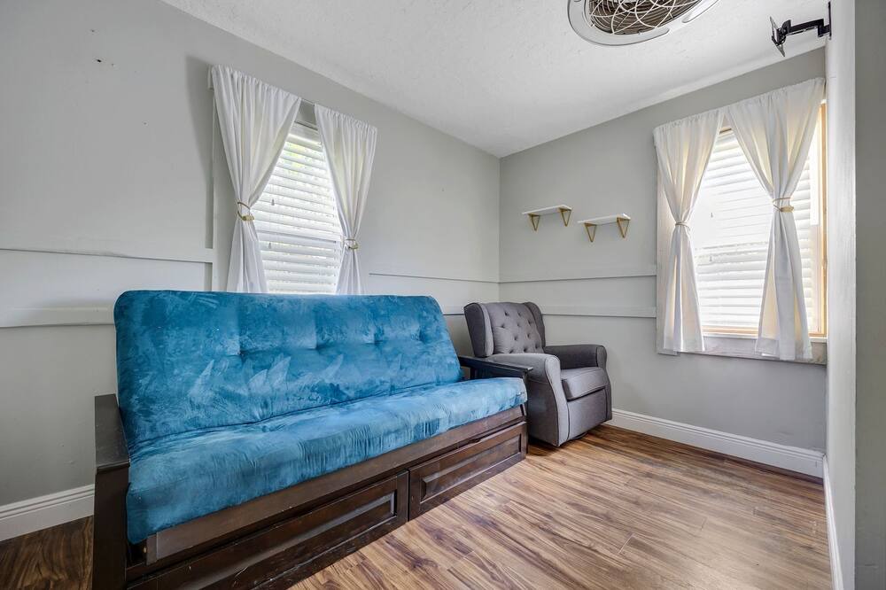 Photo of Livingroom in Merritt Island