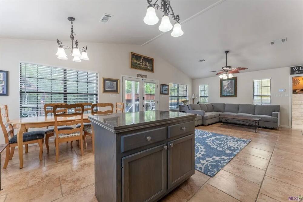 Photo of Kitchen in Maurepas