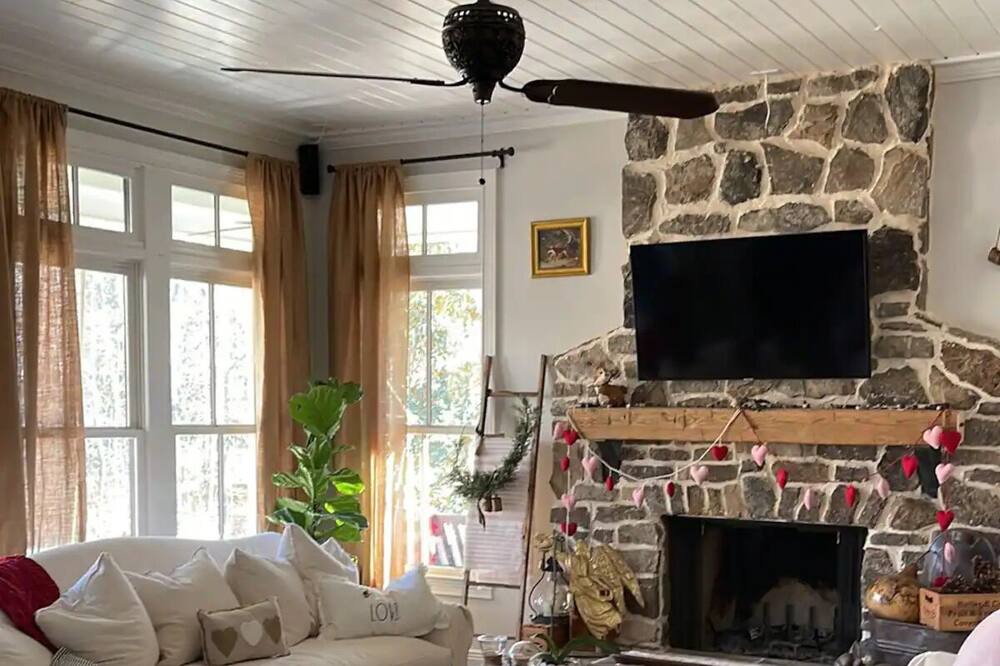 Photo of Livingroom in Dallas