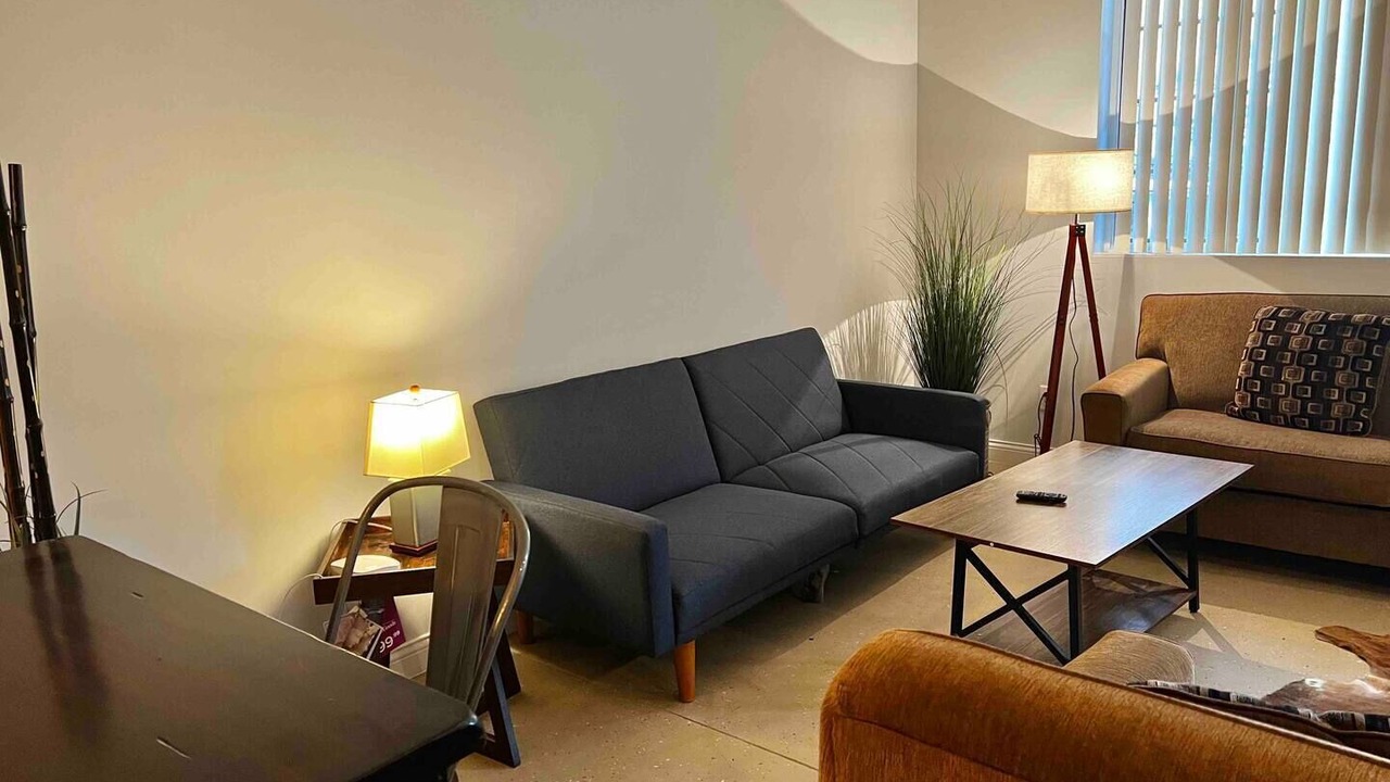 Photo of Livingroom in Lansing