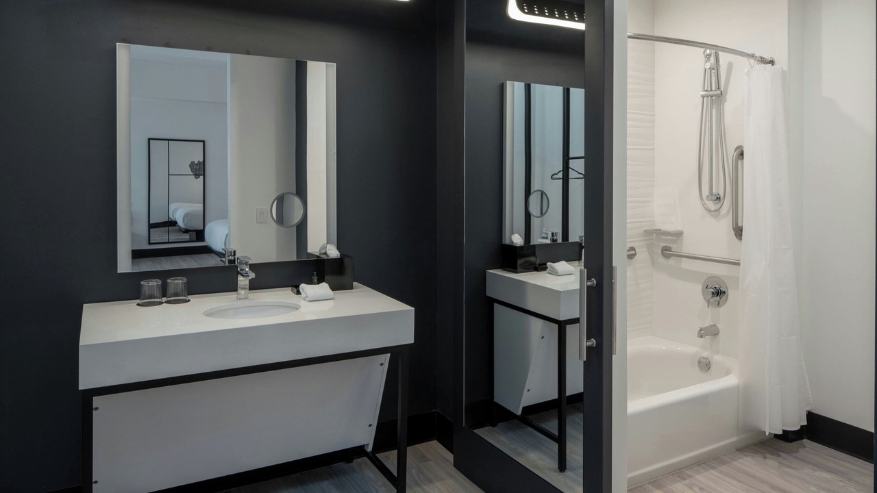 Photo of Bathroom in Downtown Memphis