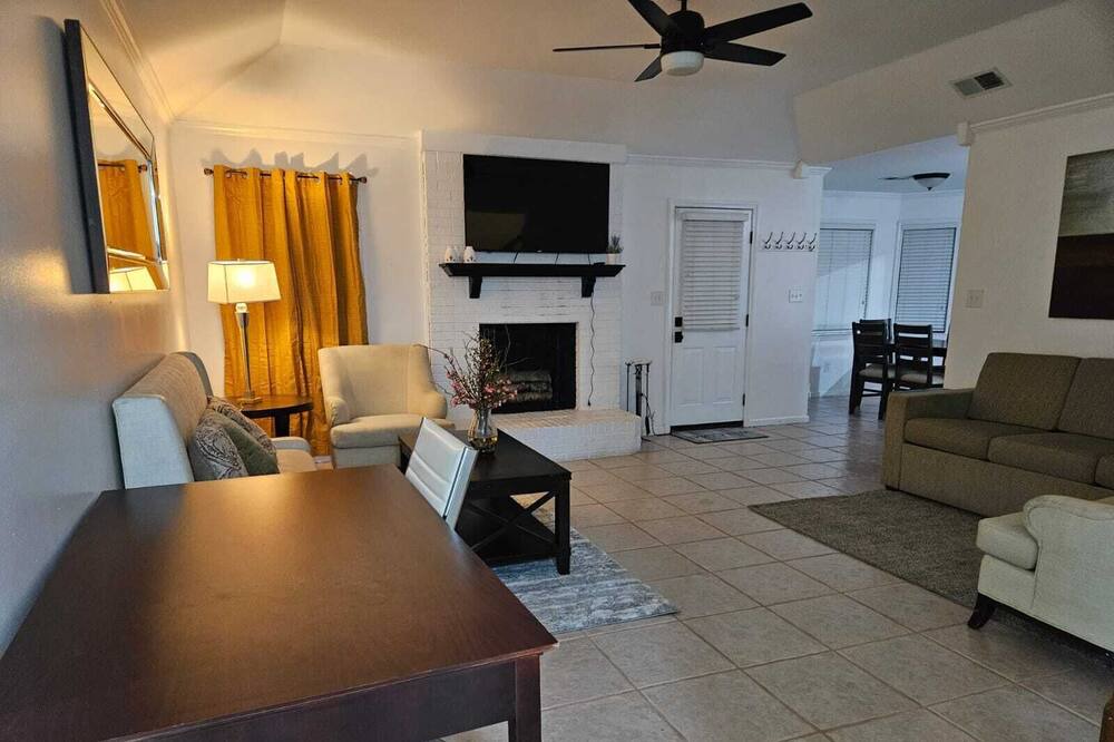 Photo of Livingroom in Olive Branch