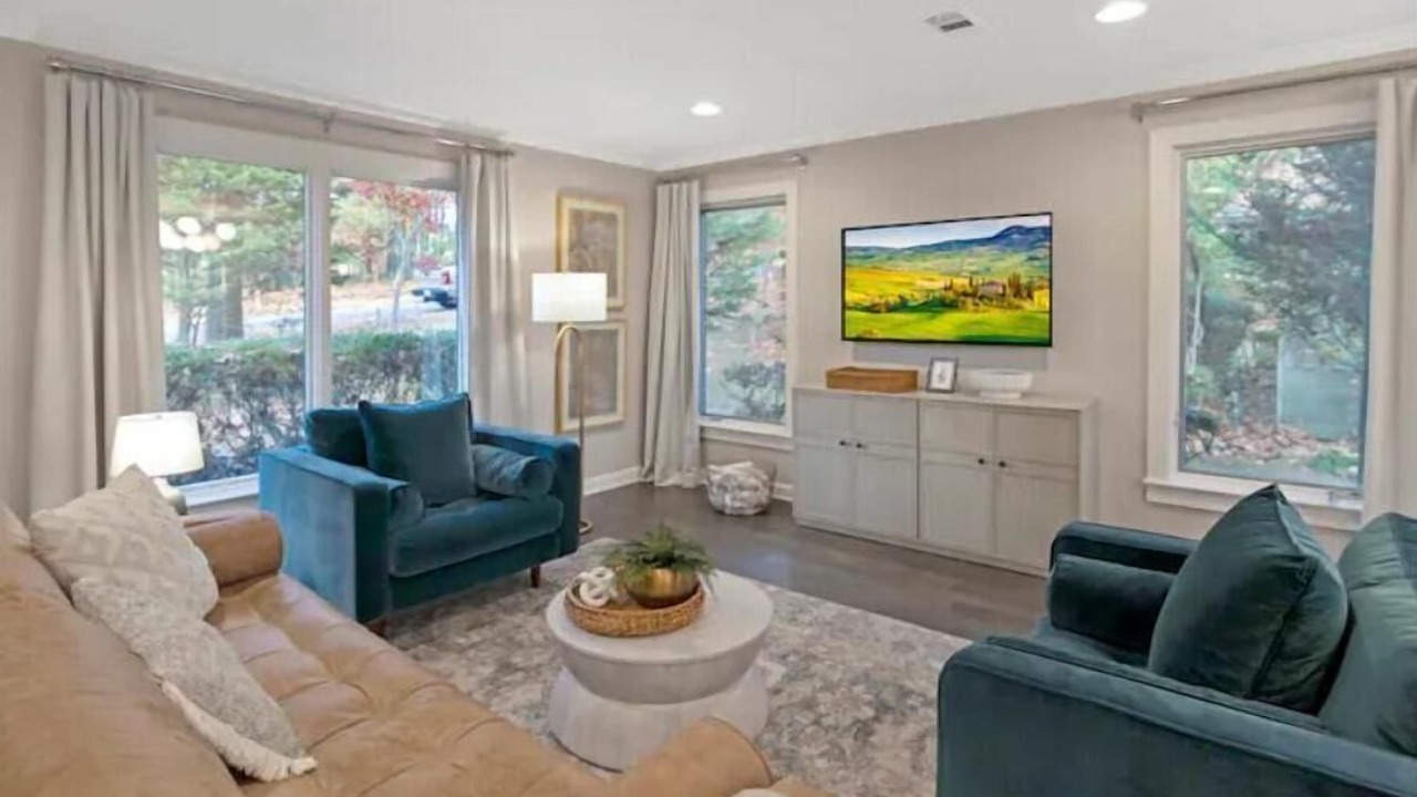 Photo of Livingroom in River Mountain