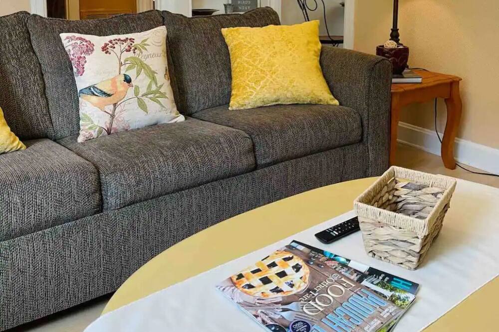 Photo of Livingroom in Paducah