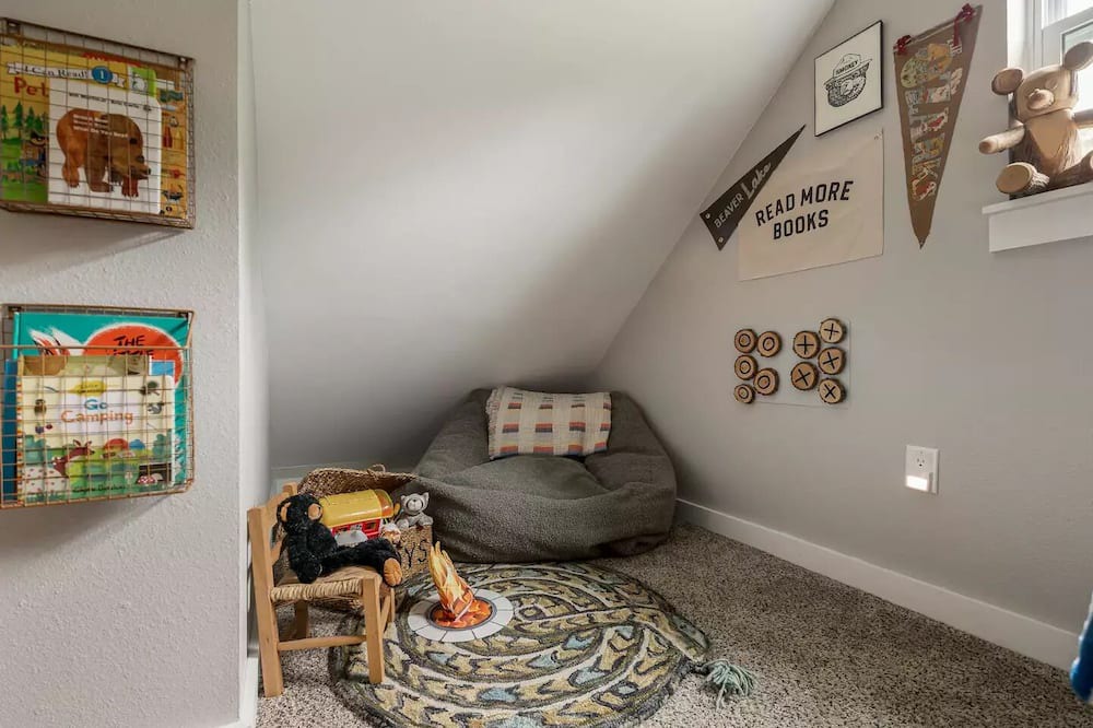 Photo of Livingroom in Rogers