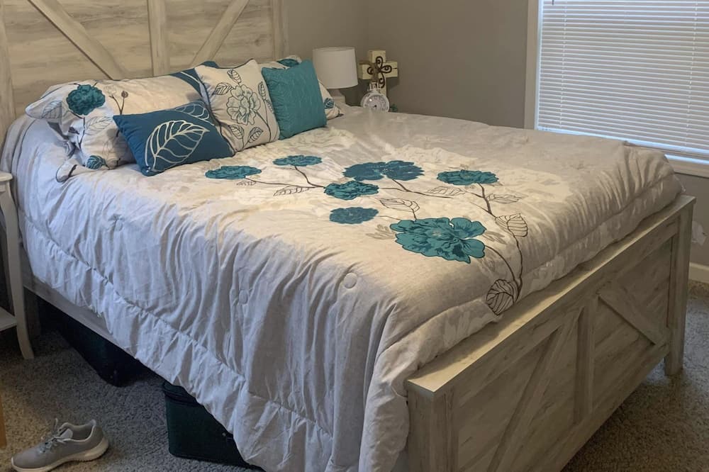 Photo of Bedroom in Olivehill
