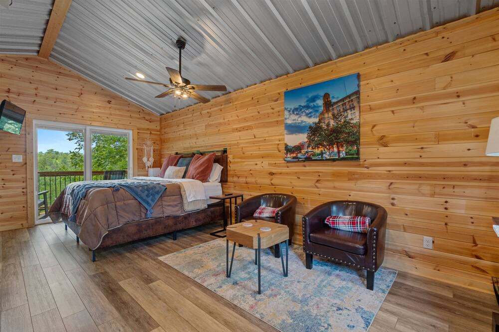 Photo of Bedroom in Mid America