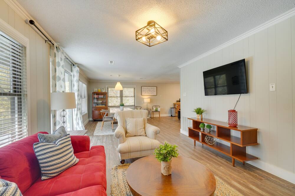 Photo of Livingroom in Louisville